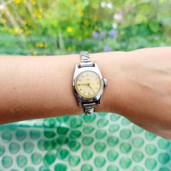 Timex Accessories - Classic Timex Silver & Gold Classic Stretch Watch